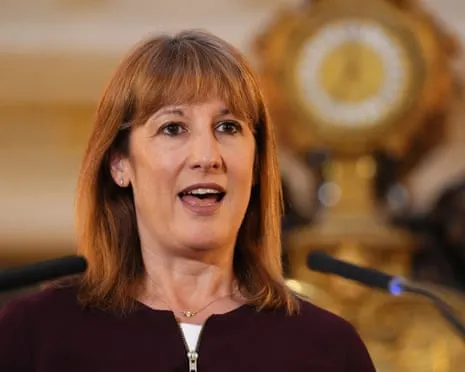 UK Chancellor Set to Attend Gambling Lobbyist's Event During Tax Assessment